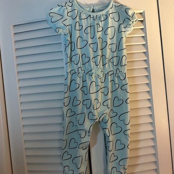 🌸2 for $30🌸 Carter's Black Speckled Bodysuit and Blue Hearts Bodysuit - Picture 8 of 10